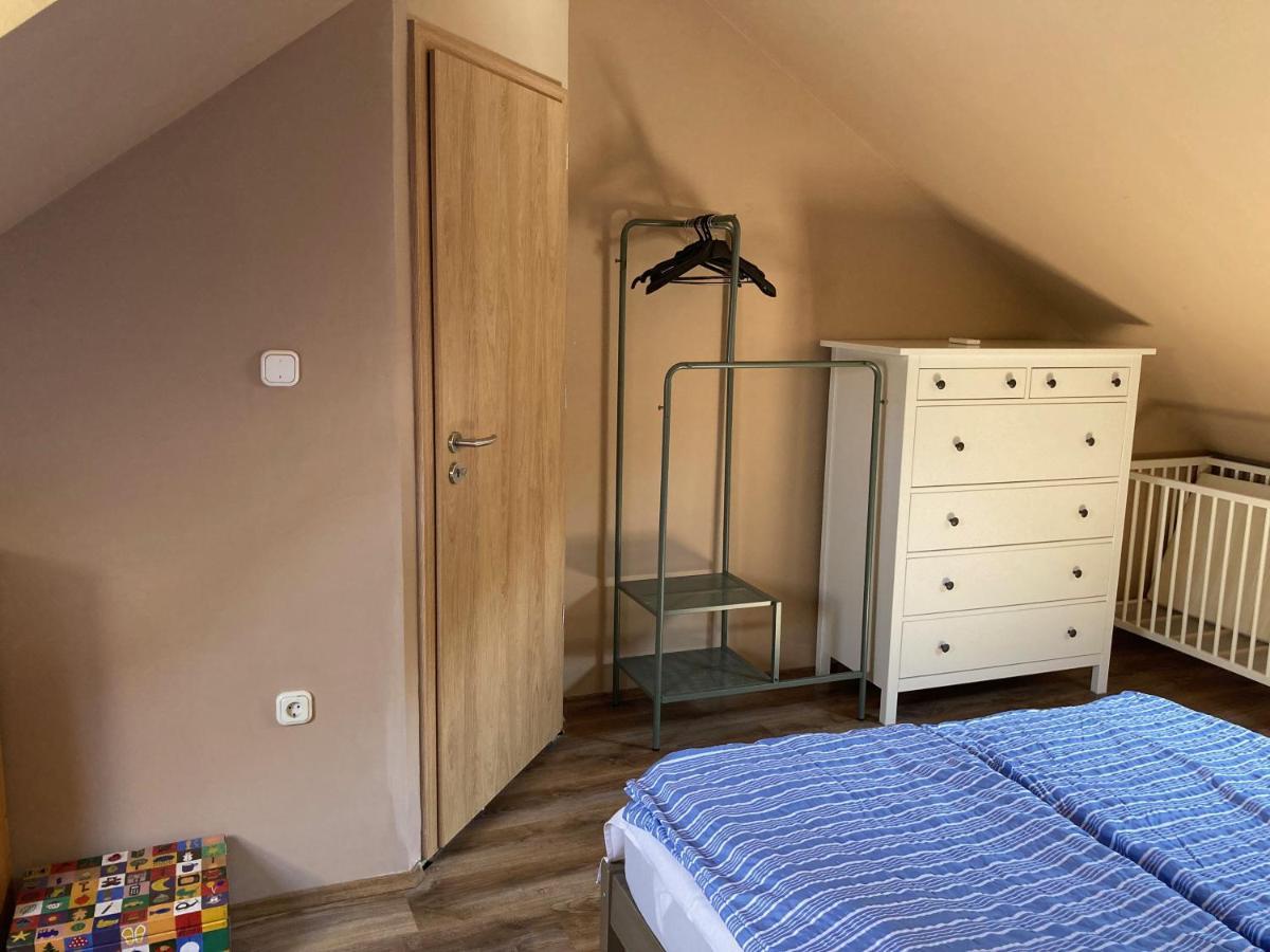 35 Vendeghaz Pecs Appartement Buitenkant foto