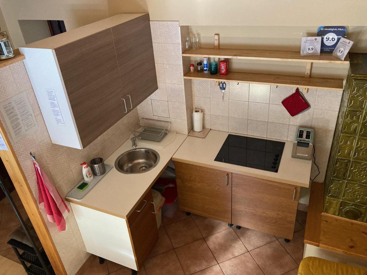 35 Vendeghaz Pecs Appartement Buitenkant foto